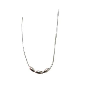S925 plata esterlina arroz collar femenino del diseño simple de la serpiente hueso de la cadena de nicho viento frío de la clavícula cadena de regalo