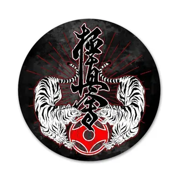 Nueva Llegada de Oyama Kyokushin Karate Insignia Broche Pin Accesorios Para la Ropa de la Mochila de la Decoración de regalo