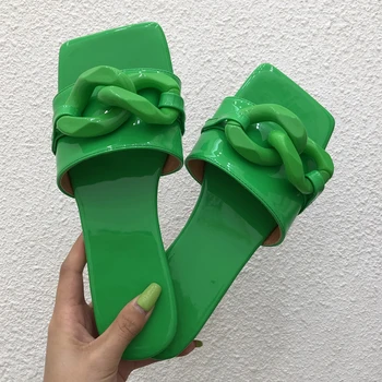 SUOJIALUN Marca de Moda para Mujer Zapatillas de Moda los Colores de Caramelo de la Hebilla del Dedo del pie Cuadrado Plano Casual Diapositiva de Verano de las Señoras de la Playa Flip Flops