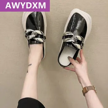 2021 Nuevo Estilo Zapatillas De Damas Zapatos De Diseño Muller Zapatos De La Decoración Del Metal De Las Mujeres Zapatillas De Vestir A La Mujer Flip Flop Zapatos De Moda