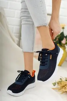 2021 nueva primavera de la mujer casual zapatos de malla transpirable Zapatillas de deporte de la plataforma de las mujeres de la moda nueva malla zapatos de las mujeres