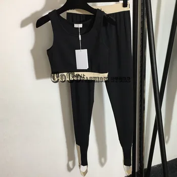 Diseño de lujo de 2 piezas de ropa para mujeres de letras jacquard tejido de punto chaleco de Deportes pantalones de traje traje negro conjuntos de las señoras de la marca de ropa