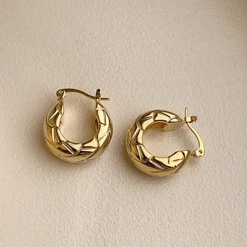 Kshmir 2021 Vintage patrón metálico aretes de oro Ronda los pendientes con un simple botón de aretes para las mujeres de la joyería