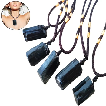 4pcs Cristal Natural Turmalina Negra Piedra Colgante, Collar de Cable Encanto de la Piedra Negra Colgantes con Tejido a Mano de la Cuerda
