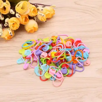 100Pcs Colorful Plastic Knitting Stitch Markers Crochet Locking Tool Craft Ring Holder