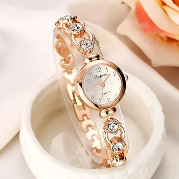 Las mujeres relojes de cuarzo originalmente relojes de las mujeres de moda reloj de 2021 diseñador de las mujeres ronda de cuarzo relojes de oro reloj de mujer